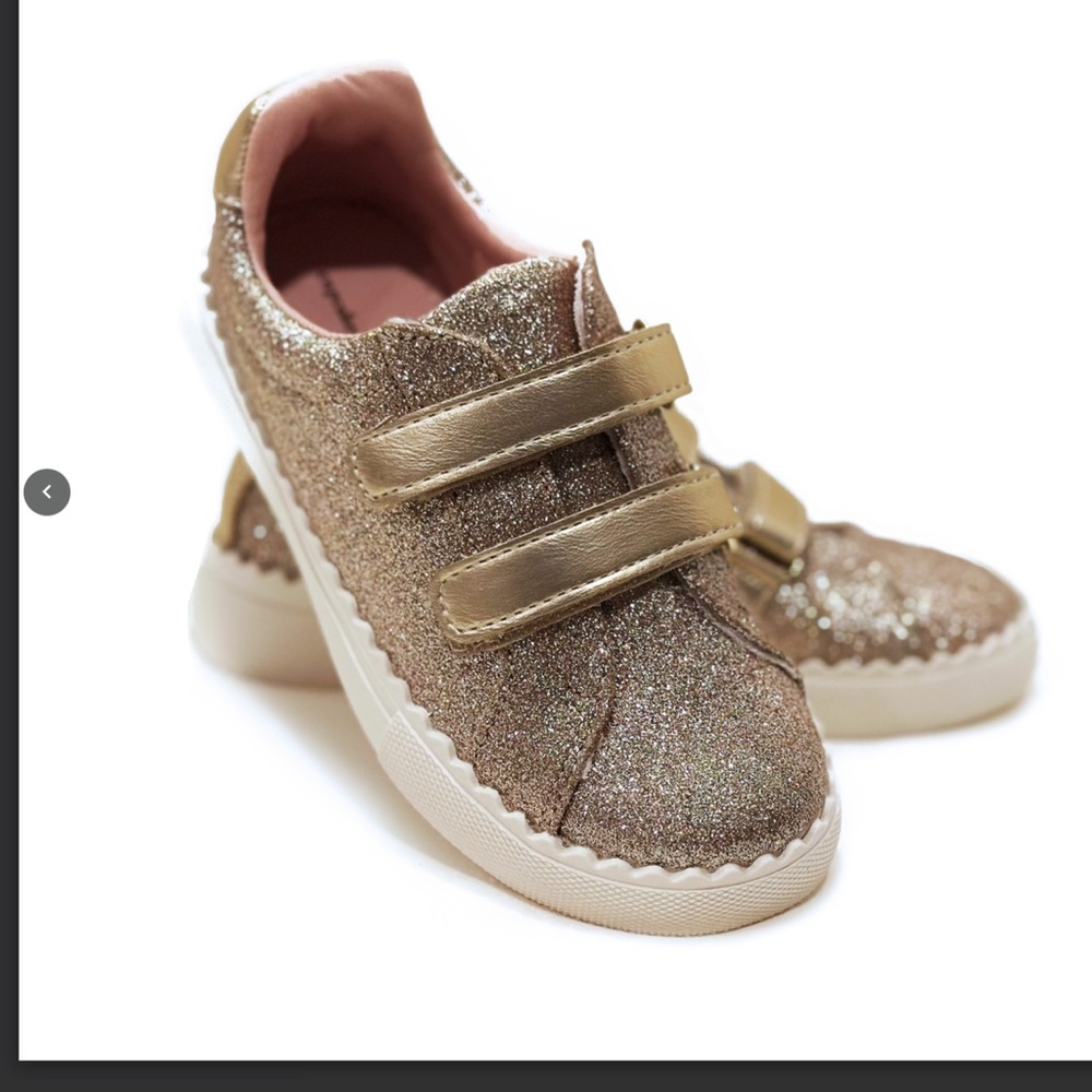 cupcakes & cashmere Girls' Gold Glitter Velcro Sneakers
